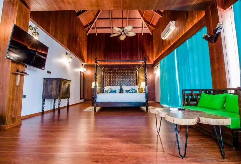 Hotelli Symphony Summer Sands Beach Resort And Spa