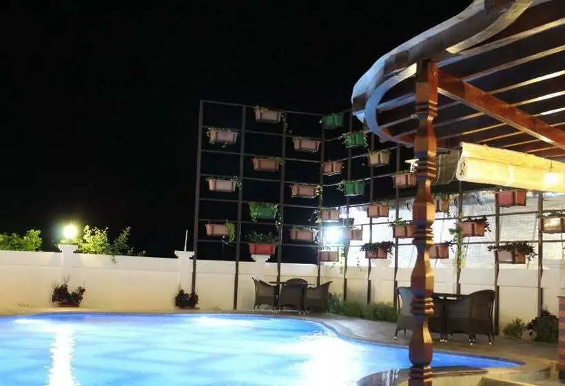 Hotelli Symphony Summer Sands Beach Resort And Spa