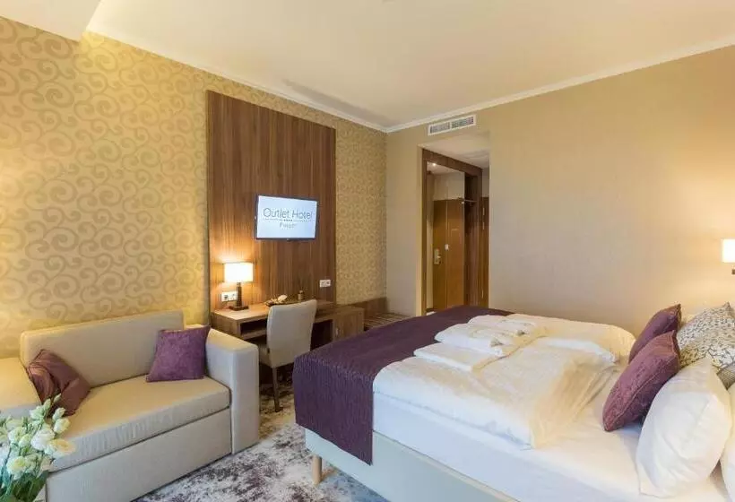 Outlet Hotel Polgár