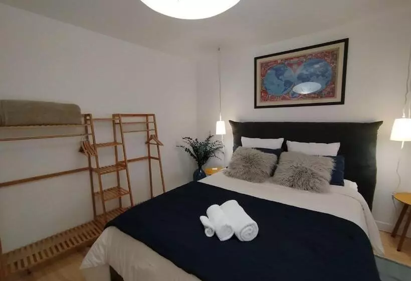 Majatalo Chambres D Hôtes Et Gîtes  L Abri Sous Roche