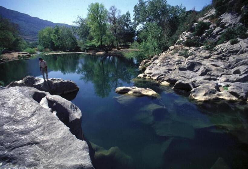 פנסיון Chambres D Hôtes Et Gîtes L Abri Sous Roche
