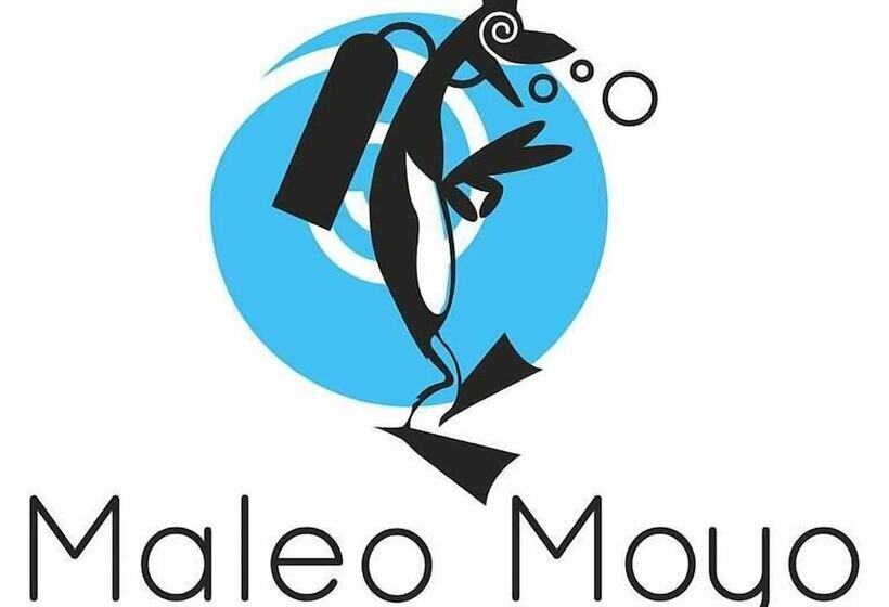 ペンション Maleo Moyo Seaside Resort