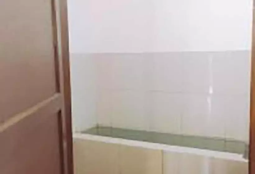 ペンション Maleo Moyo Seaside Resort