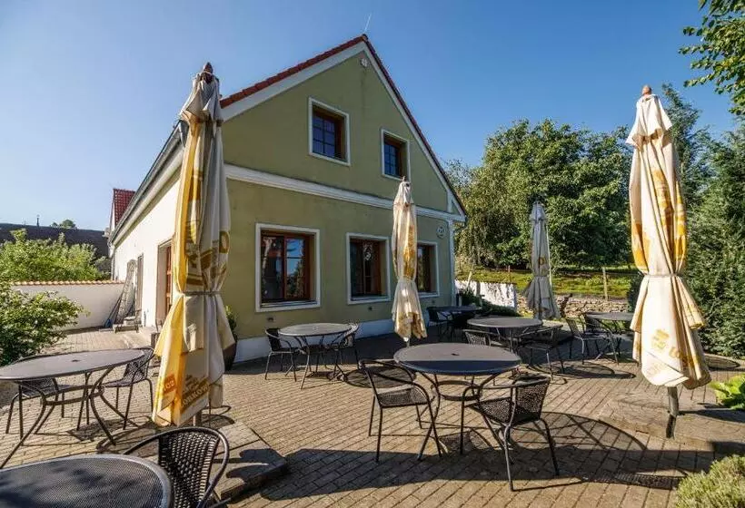 Majatalo Penzion Blanský Les