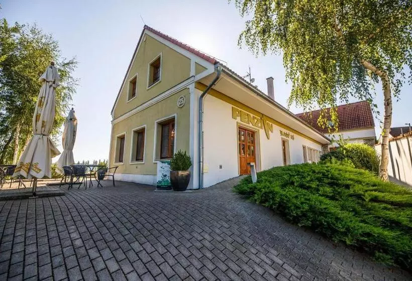 Majatalo Penzion Blanský Les