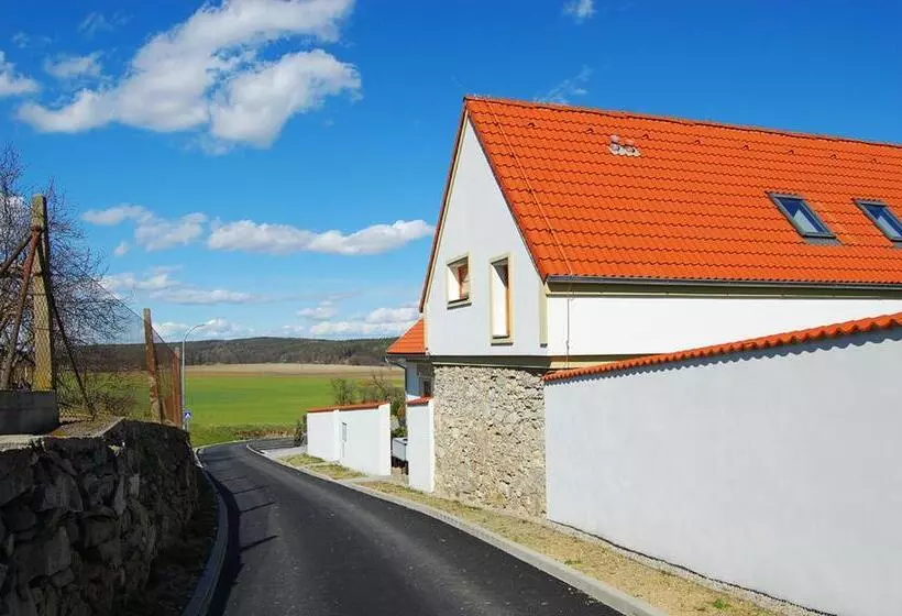 Majatalo Penzion Blanský Les