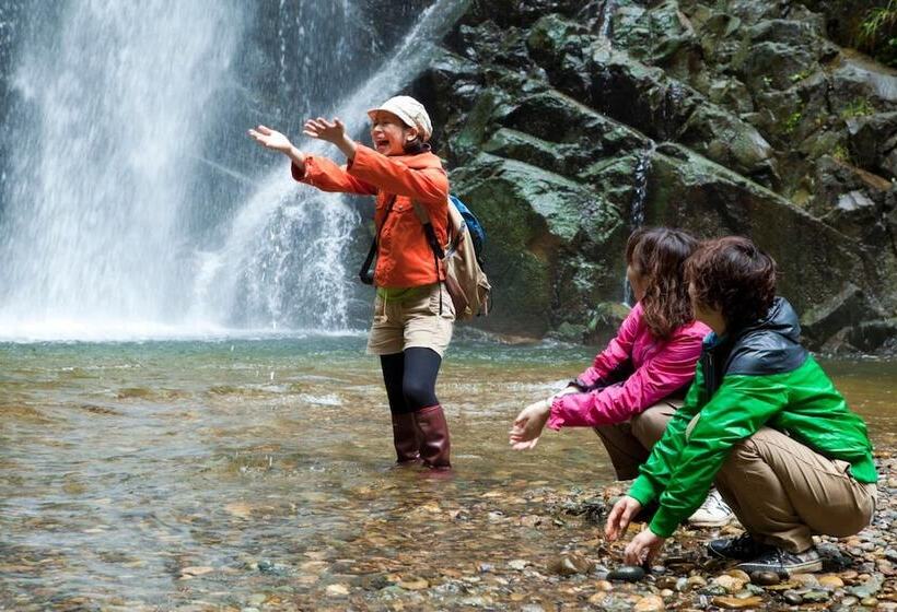 Рёкан Bunano Sato Shirakamikan