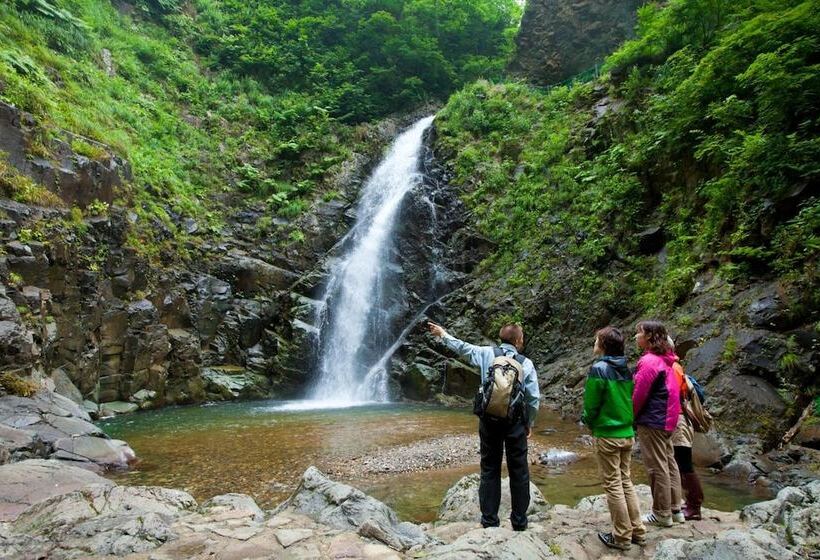 Рёкан Bunano Sato Shirakamikan
