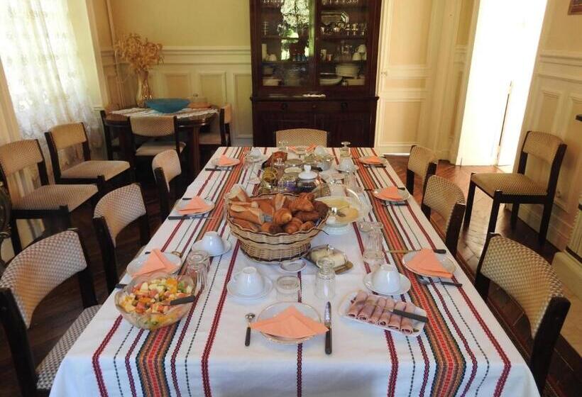 צימר Chateau D Avesnes  Le Castelet