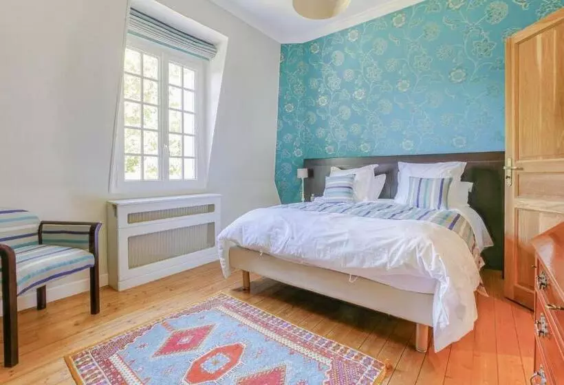 Aamiaismajoitus (B&B) Chateau D Avesnes  Le Castelet