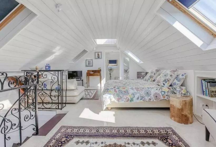 Aamiaismajoitus (B&B) Chateau D Avesnes  Le Castelet