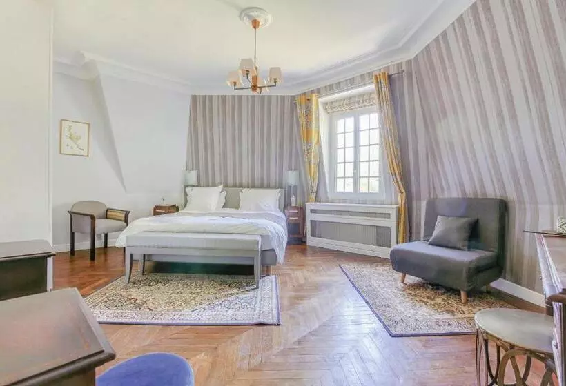 Aamiaismajoitus (B&B) Chateau D Avesnes  Le Castelet