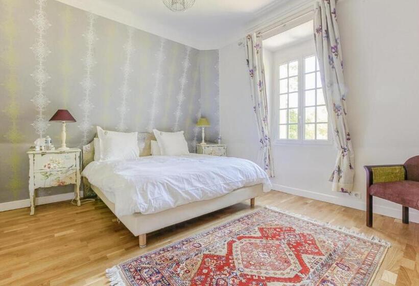 צימר Chateau D Avesnes  Le Castelet