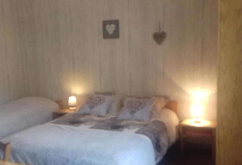 مبيت وإفطار Ferme Auberge à La Colline