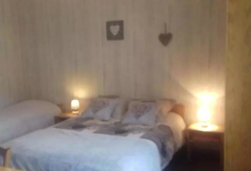 Aamiaismajoitus (B&B) Ferme Auberge à La Colline