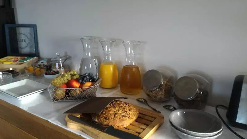 ベッドアンドブレックファースト La Sarlamandre, Chambres Et Table D Hotes