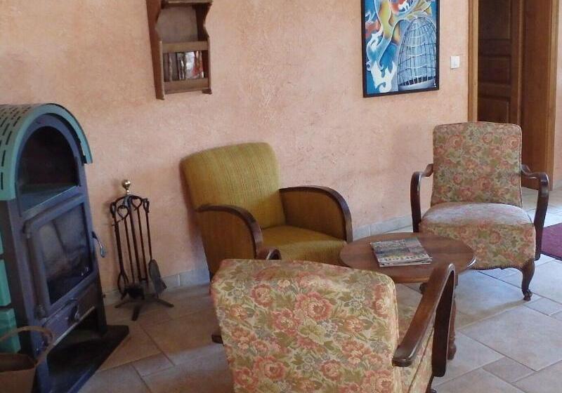 مبيت وإفطار Le Jardin De Norah