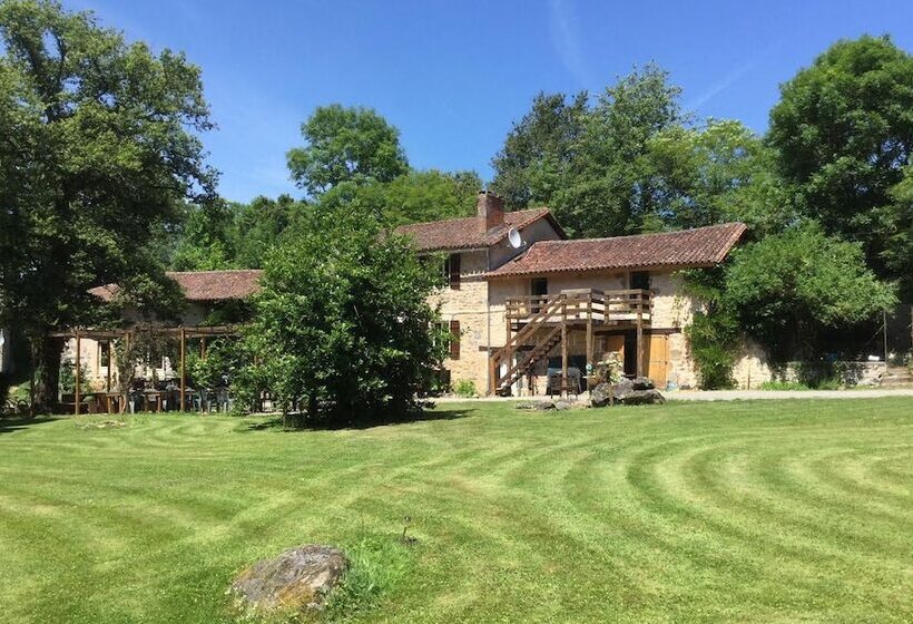 مبيت وإفطار Le Moulin De Douzy