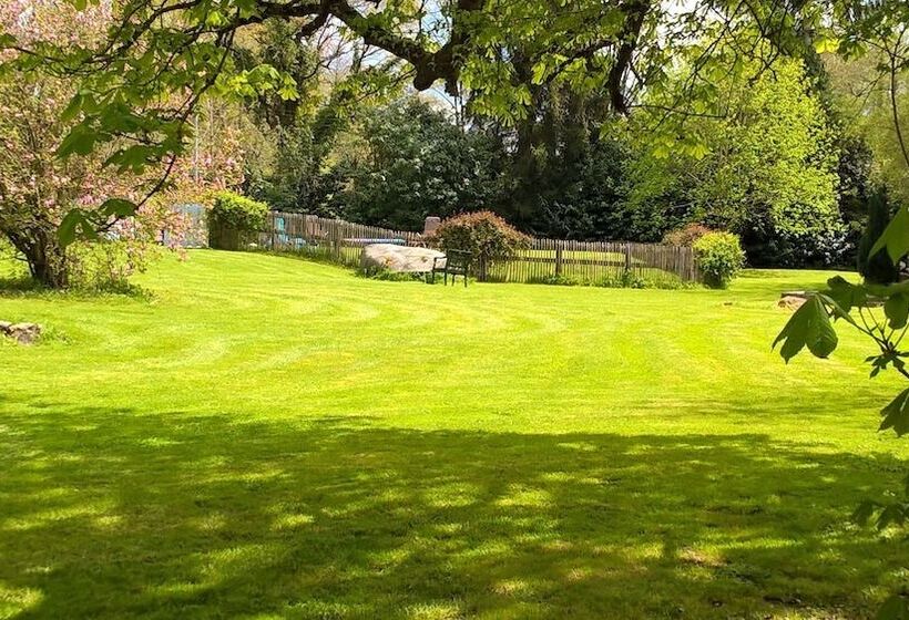 مبيت وإفطار Le Moulin De Douzy