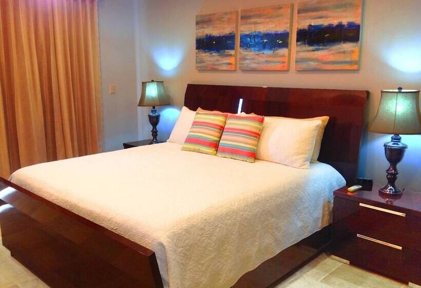 فندق Corona Del Mar