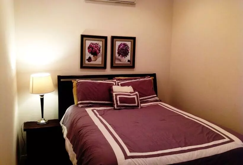 Hotelli Corona Del Mar