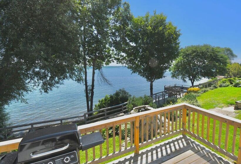 בית מלון כפרי Dewar's Inn On The River