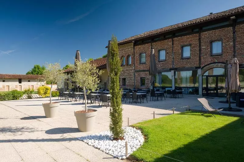 Hotelli La Sorelle Hôtel Golf Et Restaurant