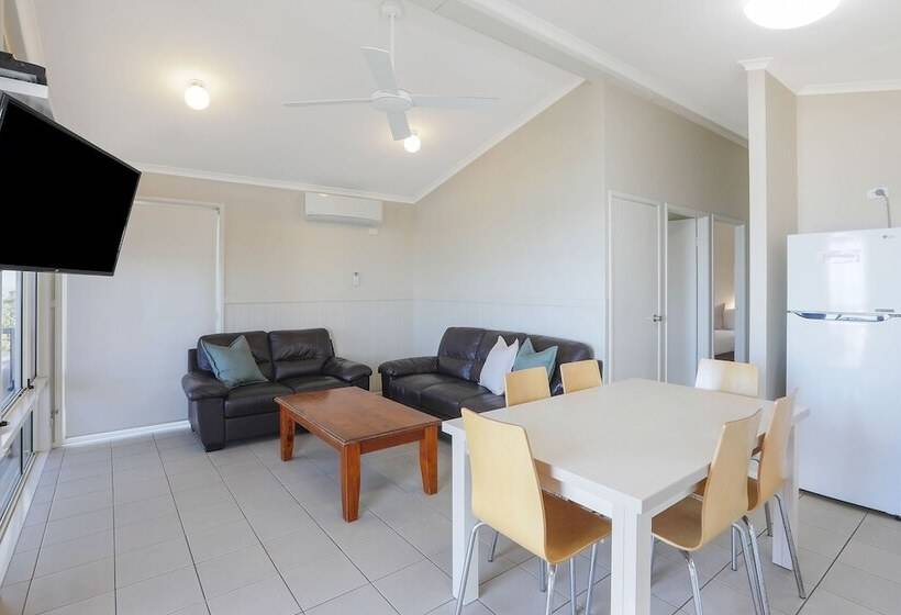 בית מלון כפרי Reflections Bonny Hills   Holiday Park