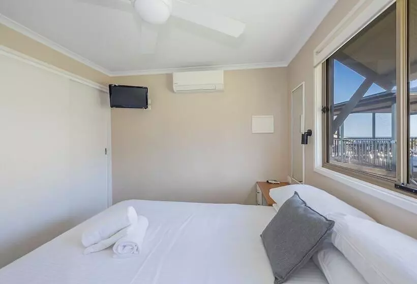 Hotelli Reflections Bonny Hills   Holiday Park