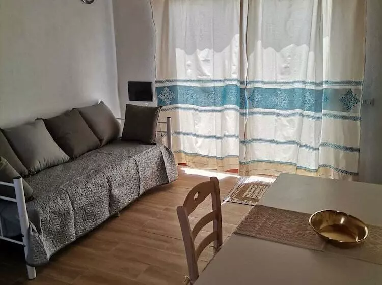 田舎風ホテル Agriturismo B&b Domo De Resteblas