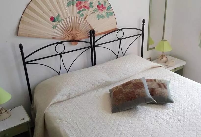 田舎風ホテル Agriturismo B&b Domo De Resteblas