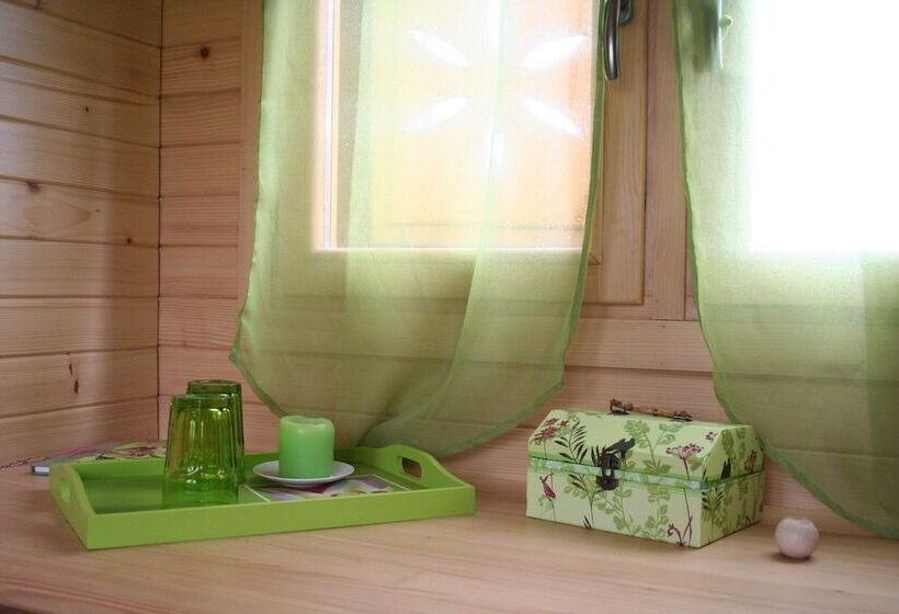 Pension Ecuries De Kerbalan Gîtes à La Ferme