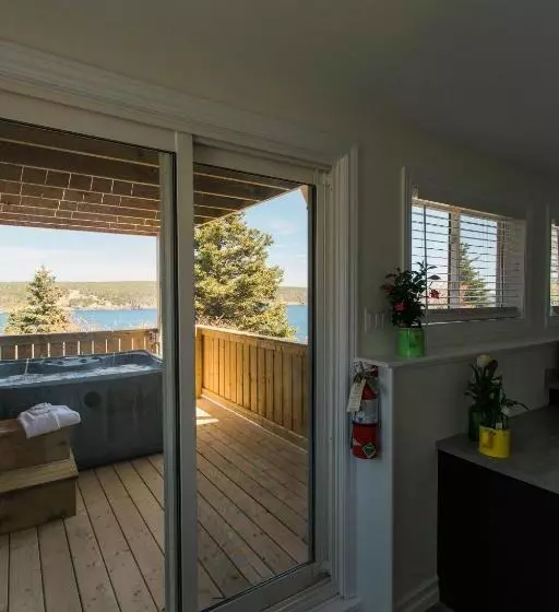 Majatalo Whale House Guest House