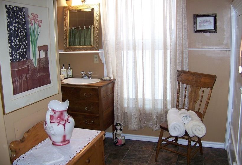 The Mission House Bed & Breakfast