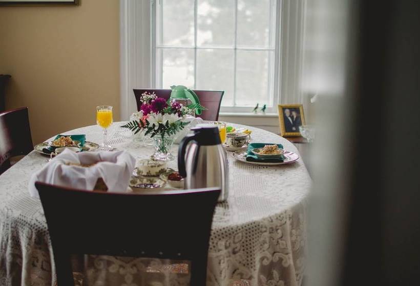 The Mission House Bed & Breakfast