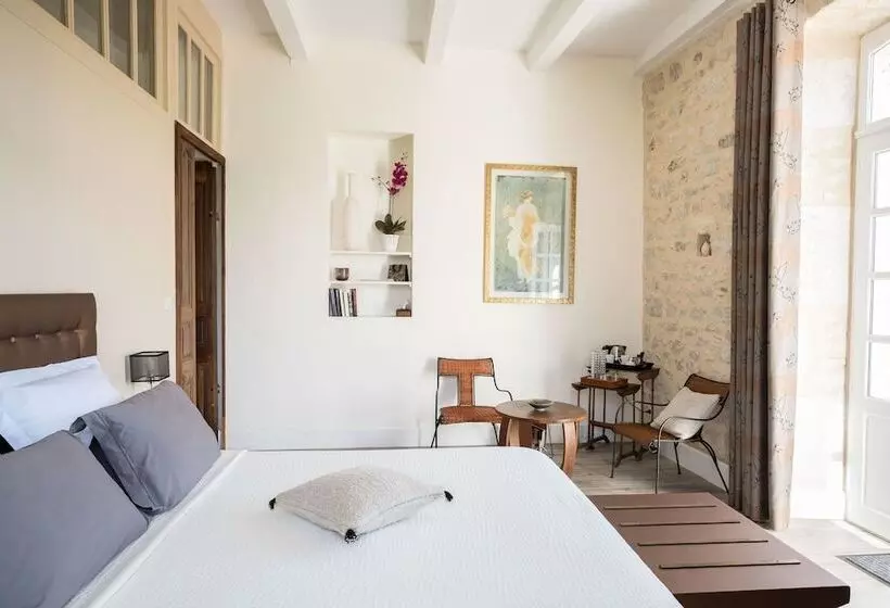 Aamiaismajoitus (B&B) Chambres D'hôtes Maison Saint Privat