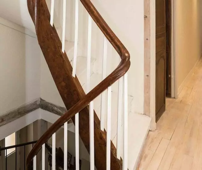 Aamiaismajoitus (B&B) Chambres D'hôtes Maison Saint Privat