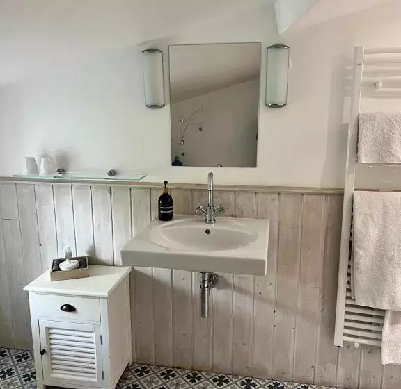 Aamiaismajoitus (B&B) La Girarde