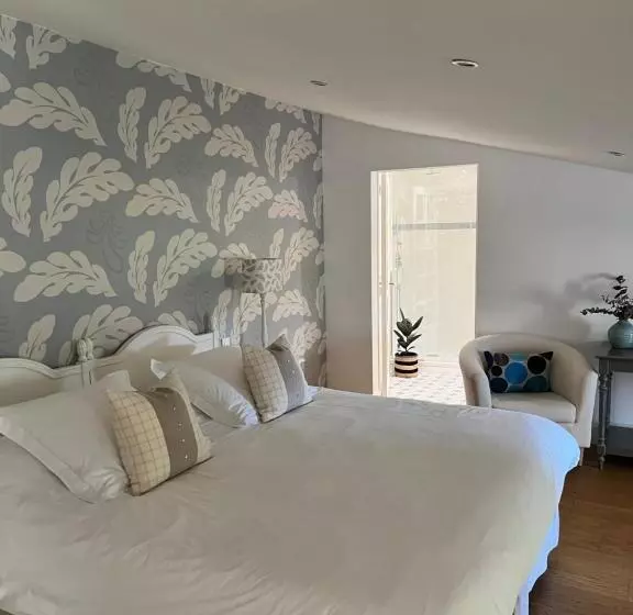 Aamiaismajoitus (B&B) La Girarde