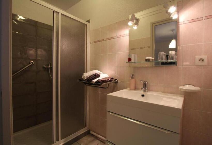 住宿加早餐  La Grange De Georges