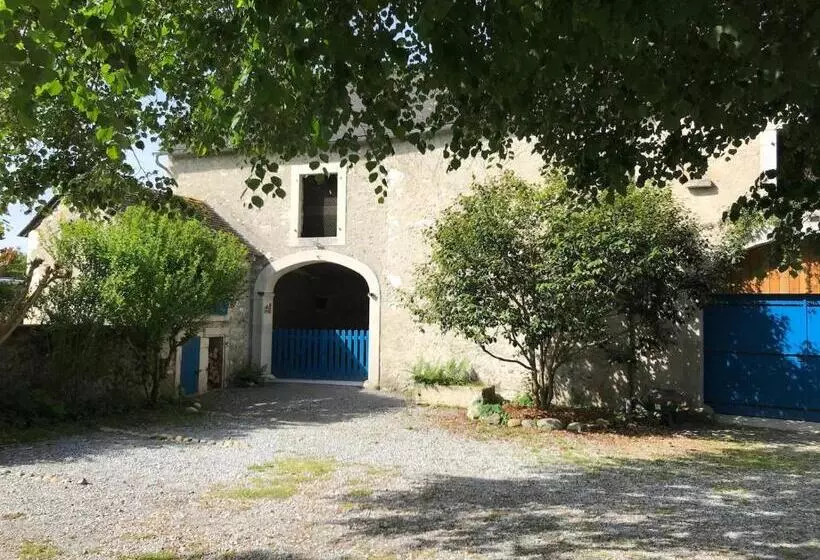 Aamiaismajoitus (B&B) L'estancat