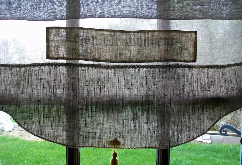 Aamiaismajoitus (B&B) Moulin De La Croix