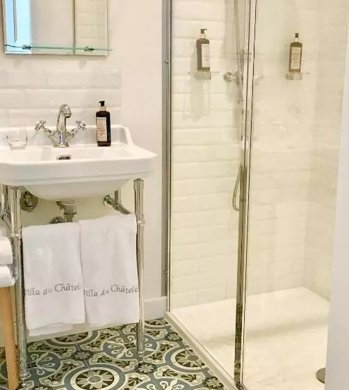 Aamiaismajoitus (B&B) Villa Du Châtelet