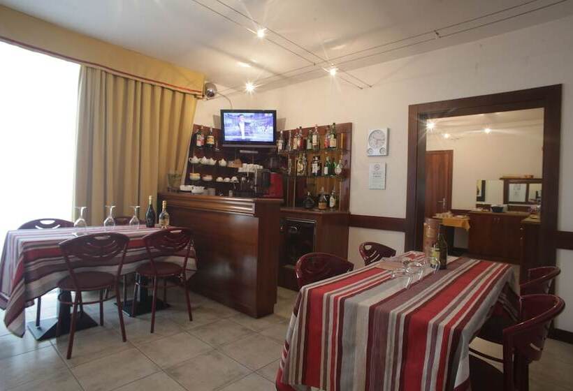 בית מלון כפרי La Corte Albergo Meublé