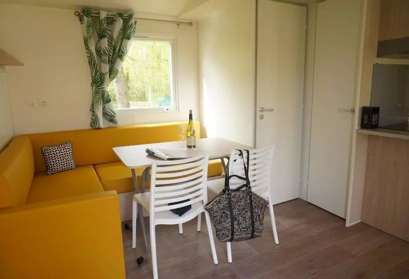 Hotelli Camping De L île