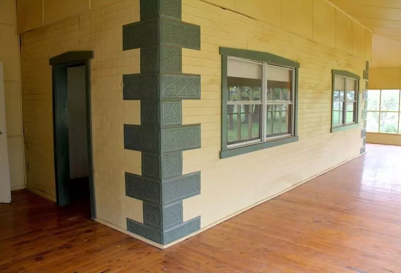 Hotelli Gundabooka Cottages   Campsite