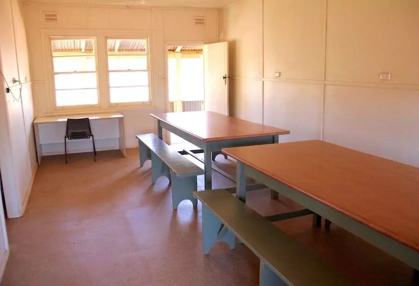 Hotelli Gundabooka Cottages   Campsite