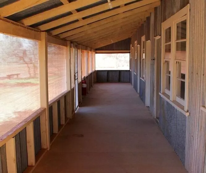 Hotelli Gundabooka Cottages   Campsite