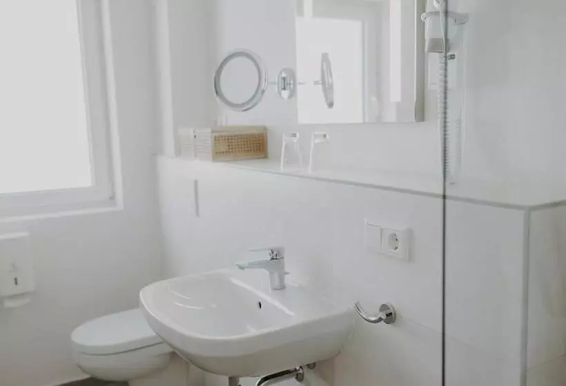 ホテル Zur Treene