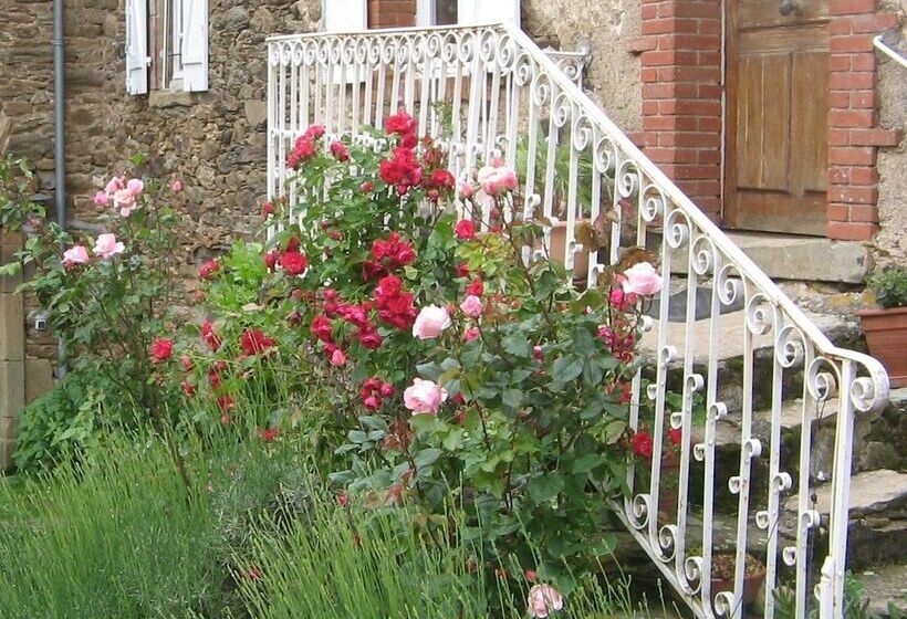 بنسيون Chambres D'hôtes La Forge